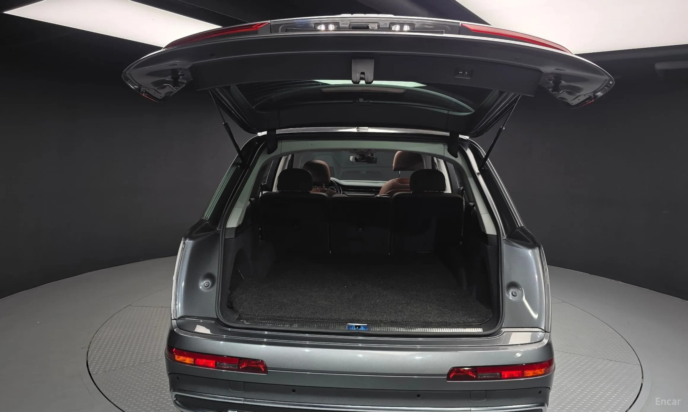 Q7 (4M)