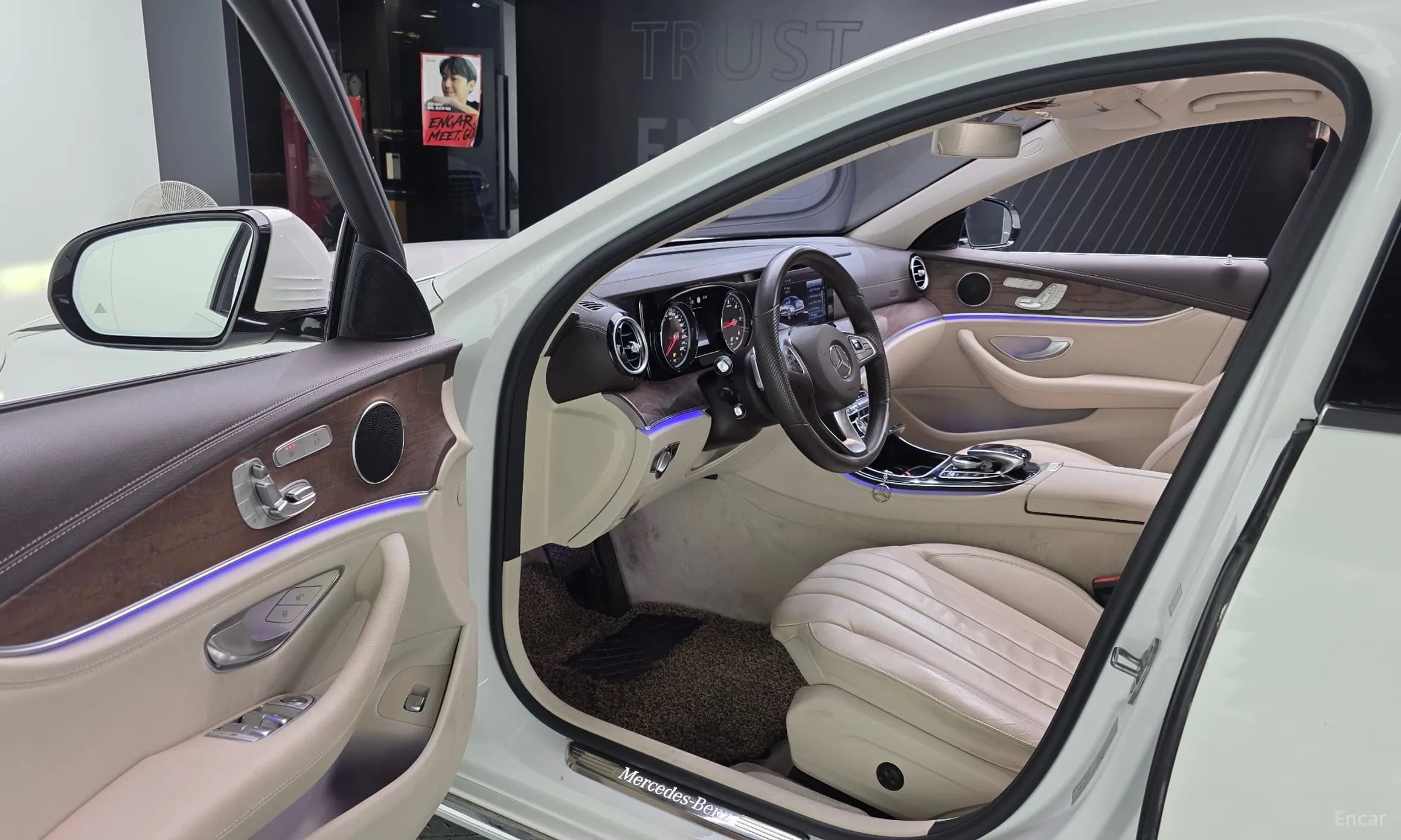 E-Class W213