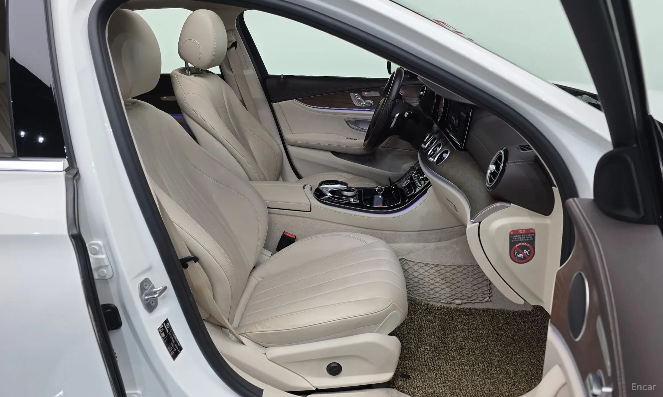 E-Class W213