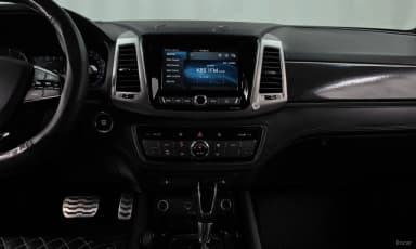 G4 Rexton