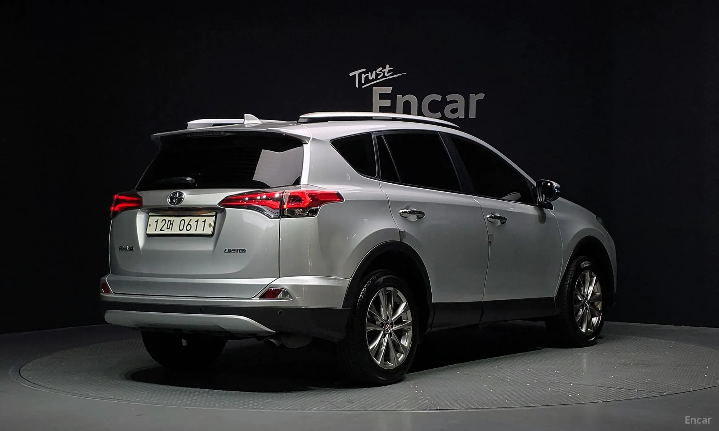 RAV4