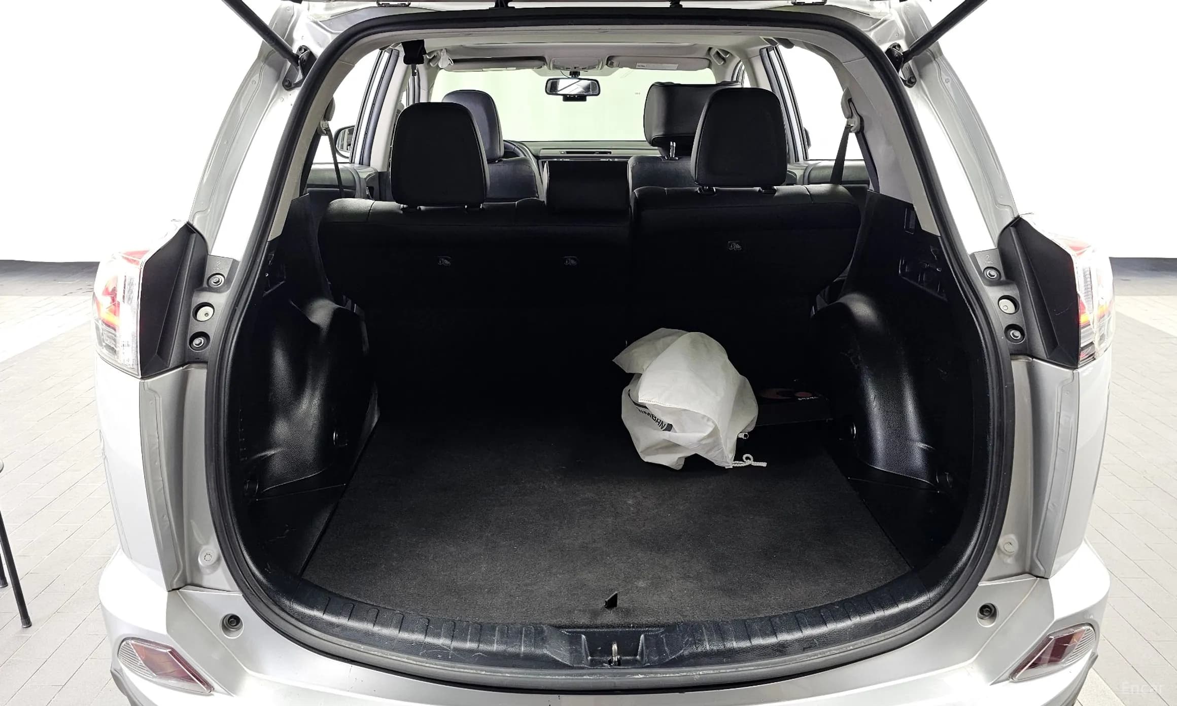 RAV4