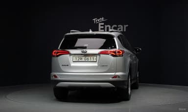 RAV4