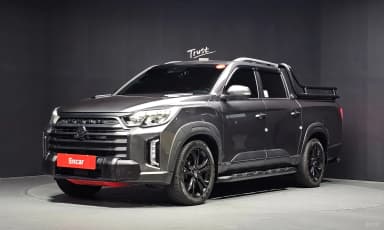 Rexton Sports Khan