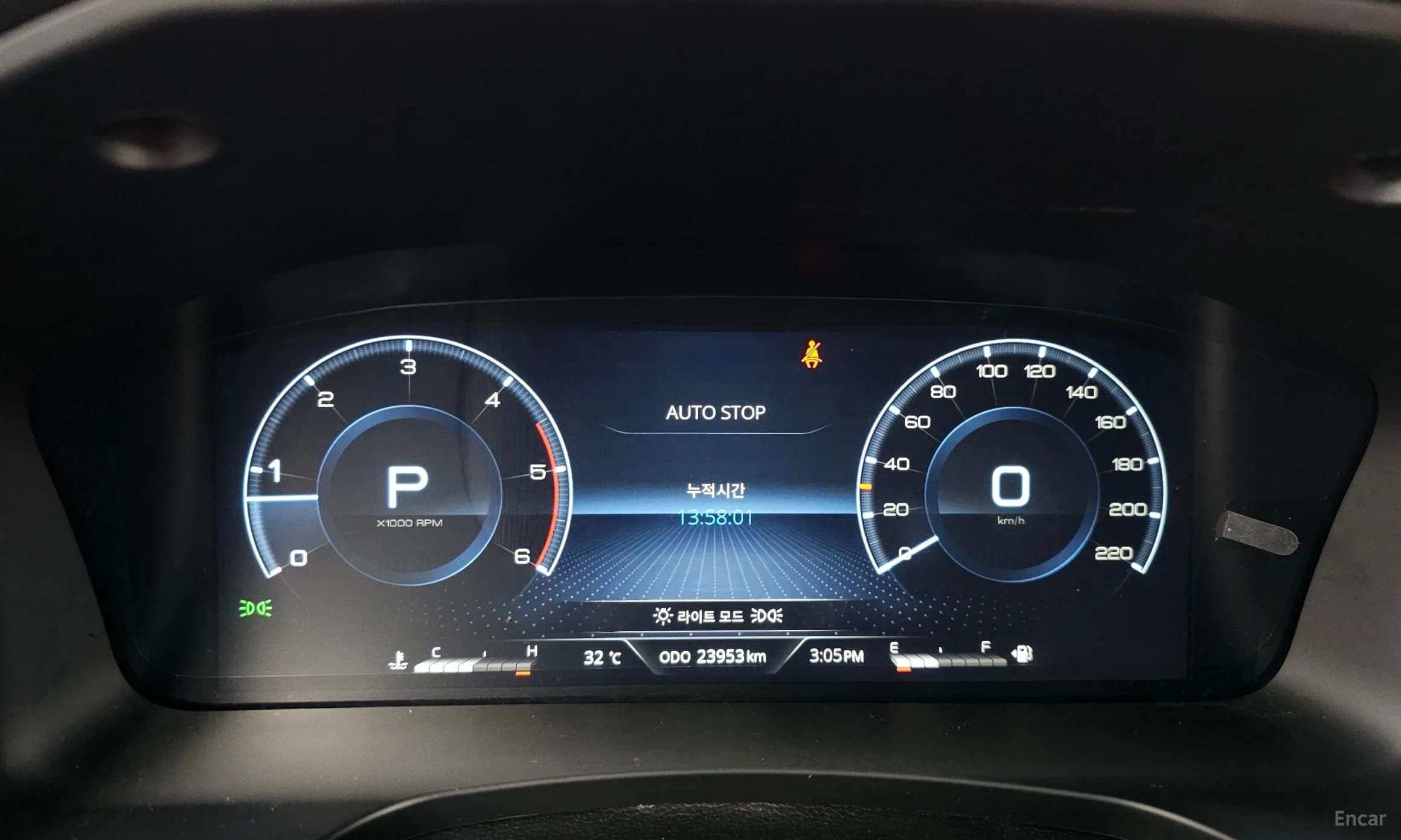 Rexton Sports Khan