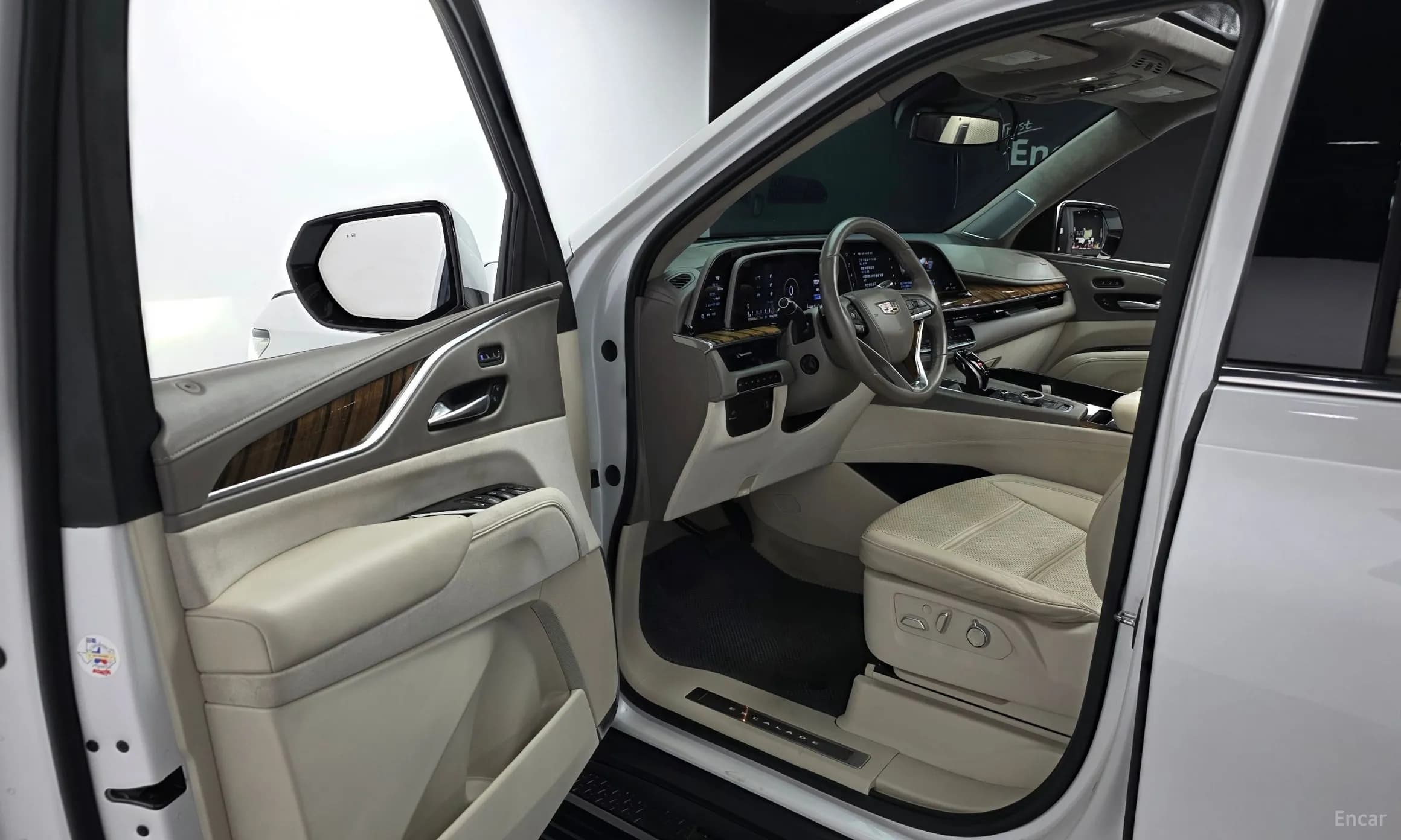 Escalade 5th Generation