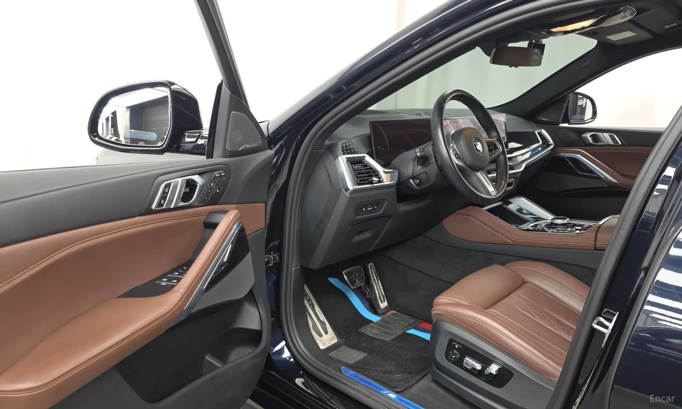 X6 (G06)