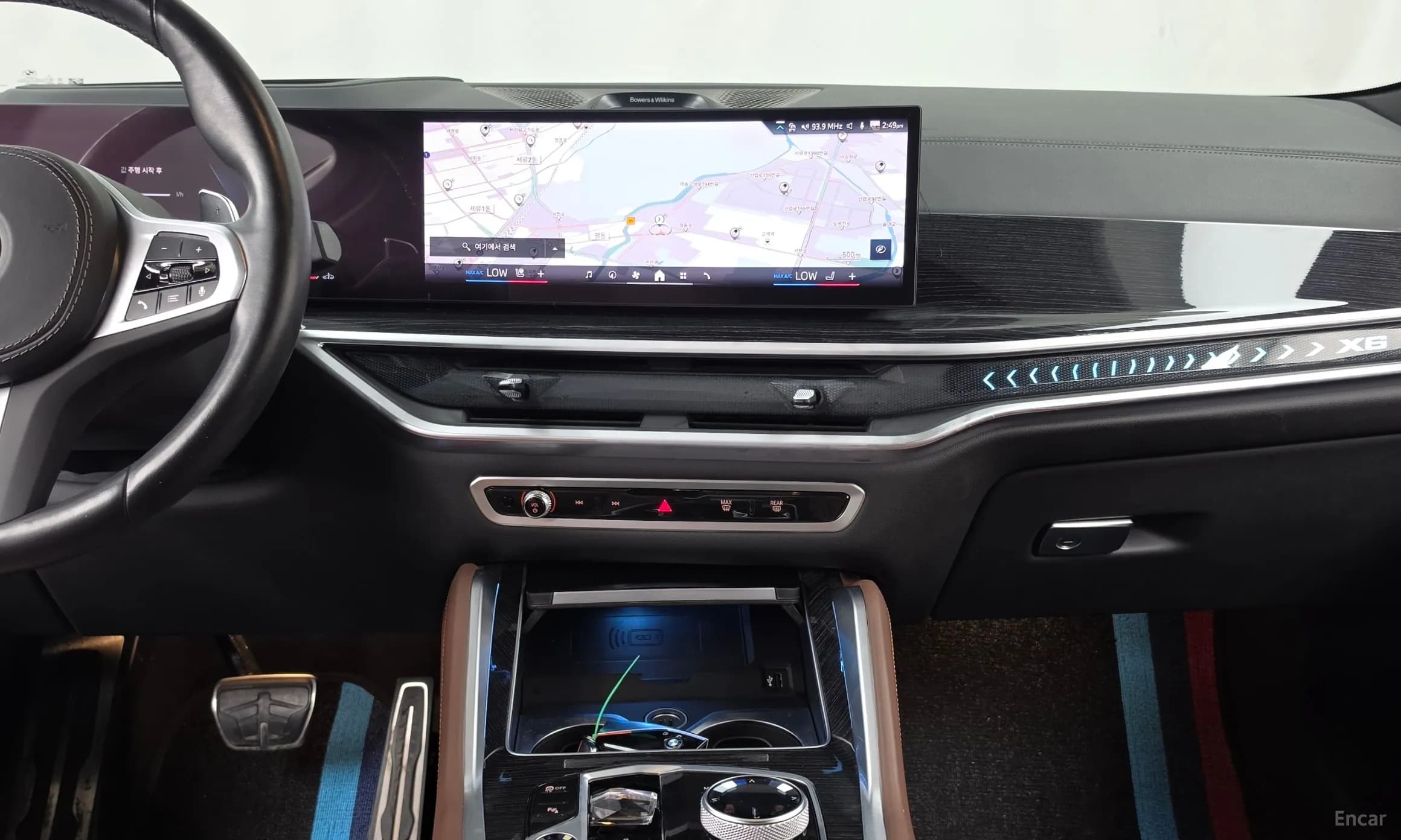 X6 (G06)