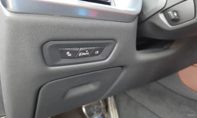 X6 (G06)