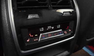 X6 (G06)