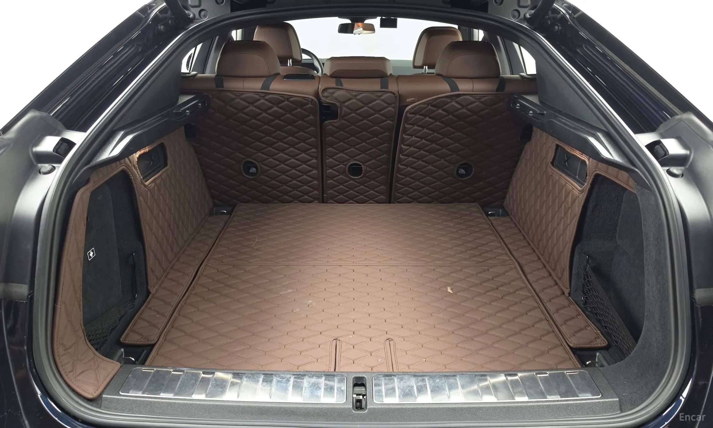 X6 (G06)