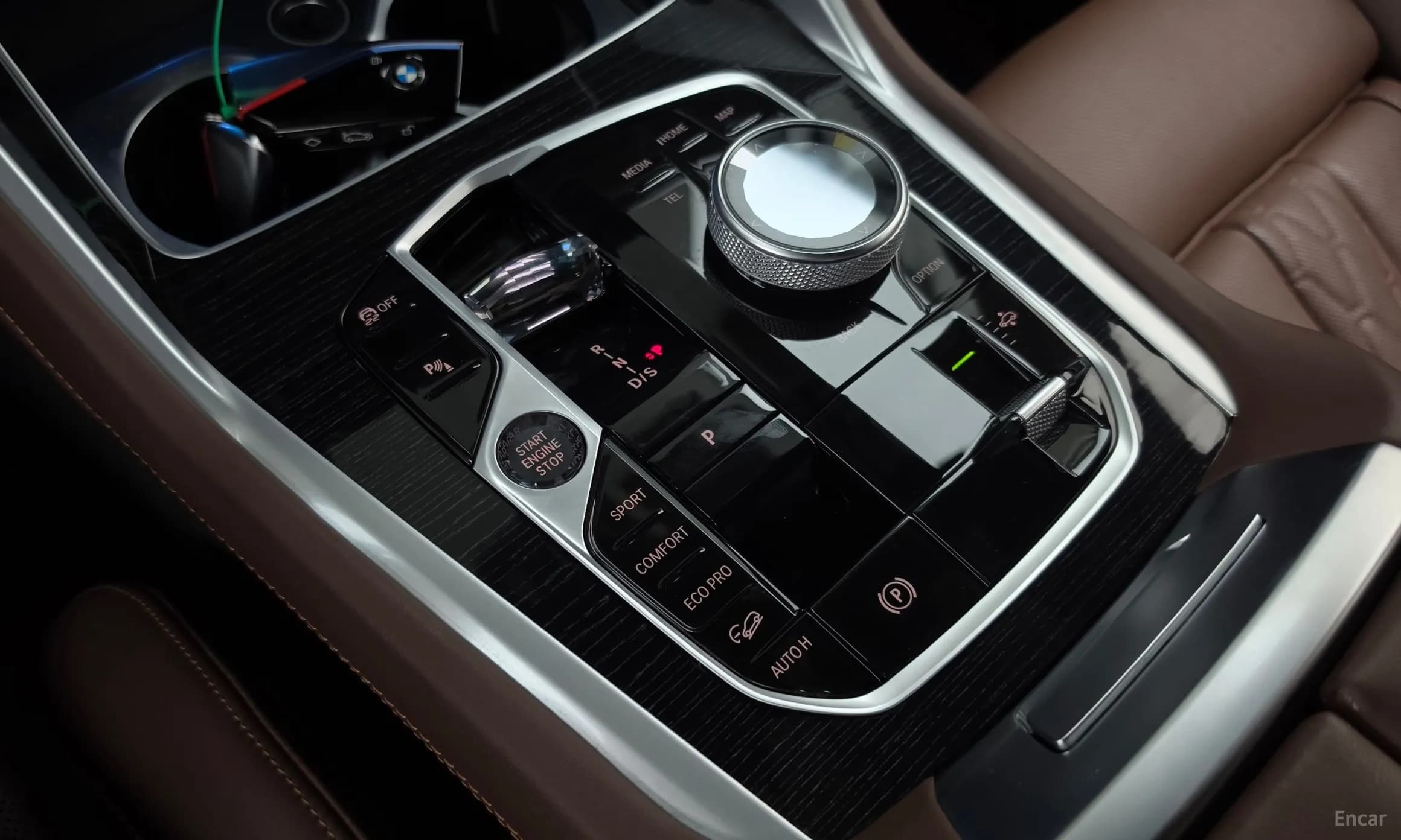 X6 (G06)