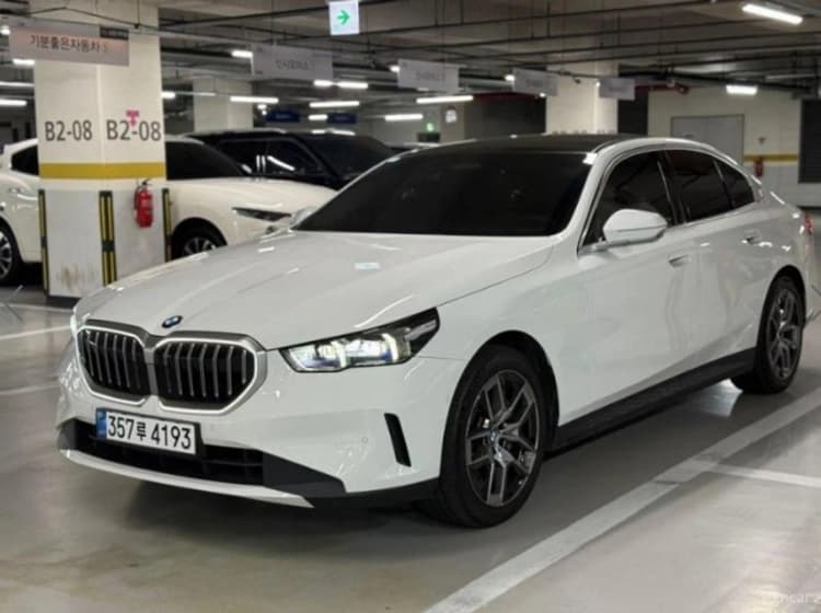 5 Series (G60)