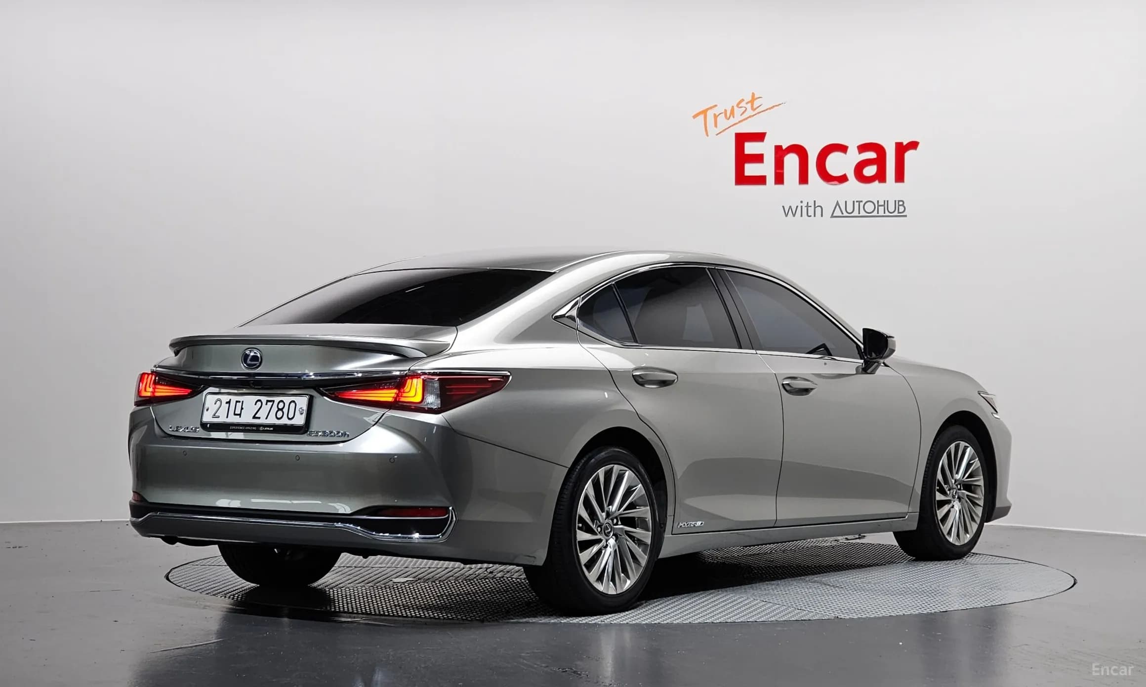 ES300h 7th Generation