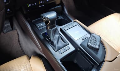 ES300h 7th Generation