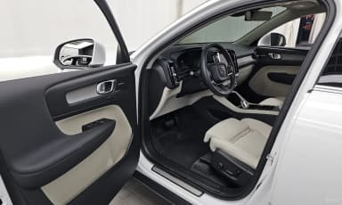 XC40