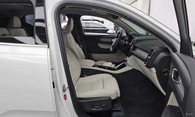 XC40