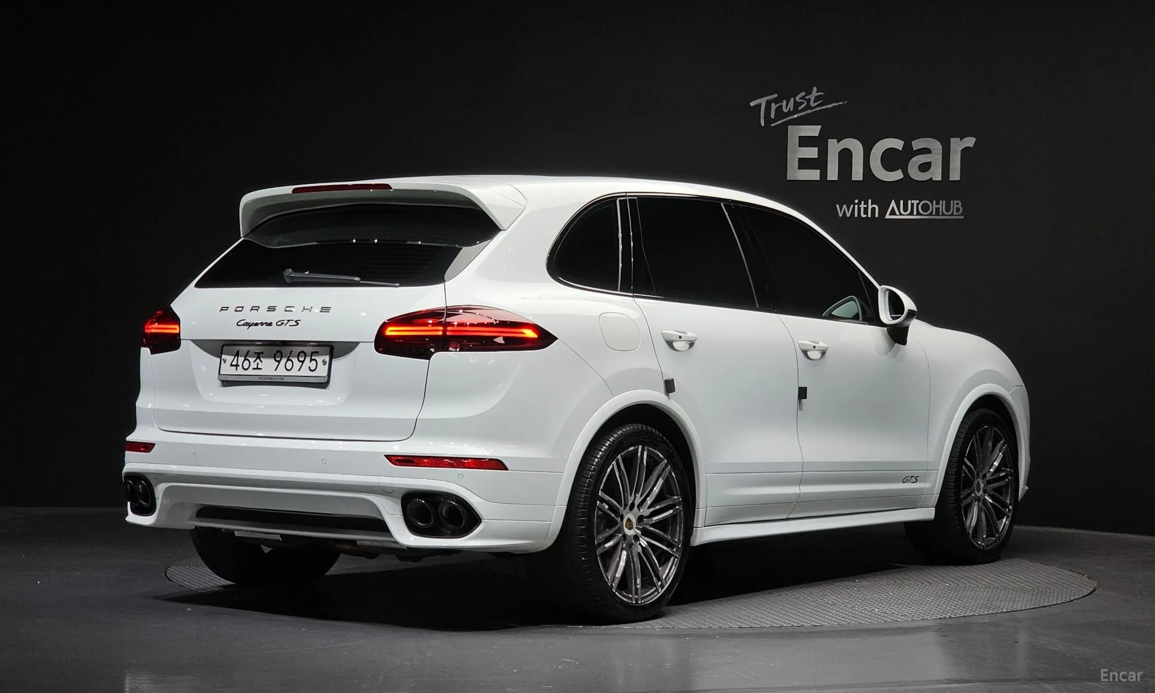 New Cayenne