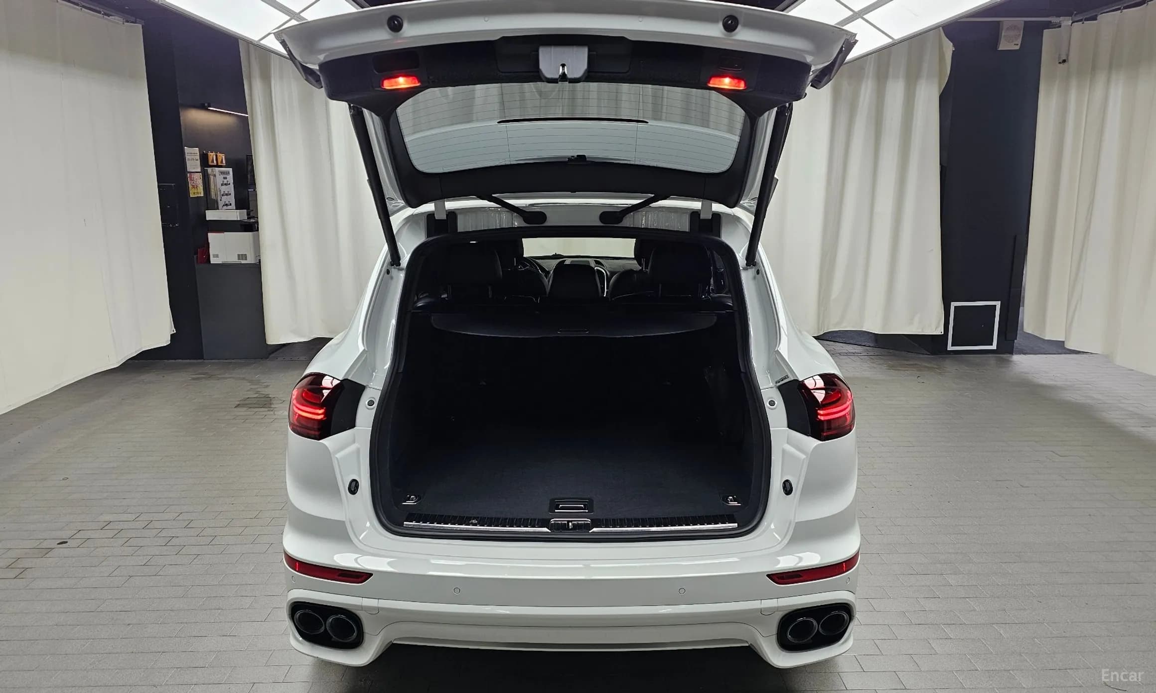 New Cayenne
