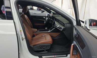 A6 (C8)
