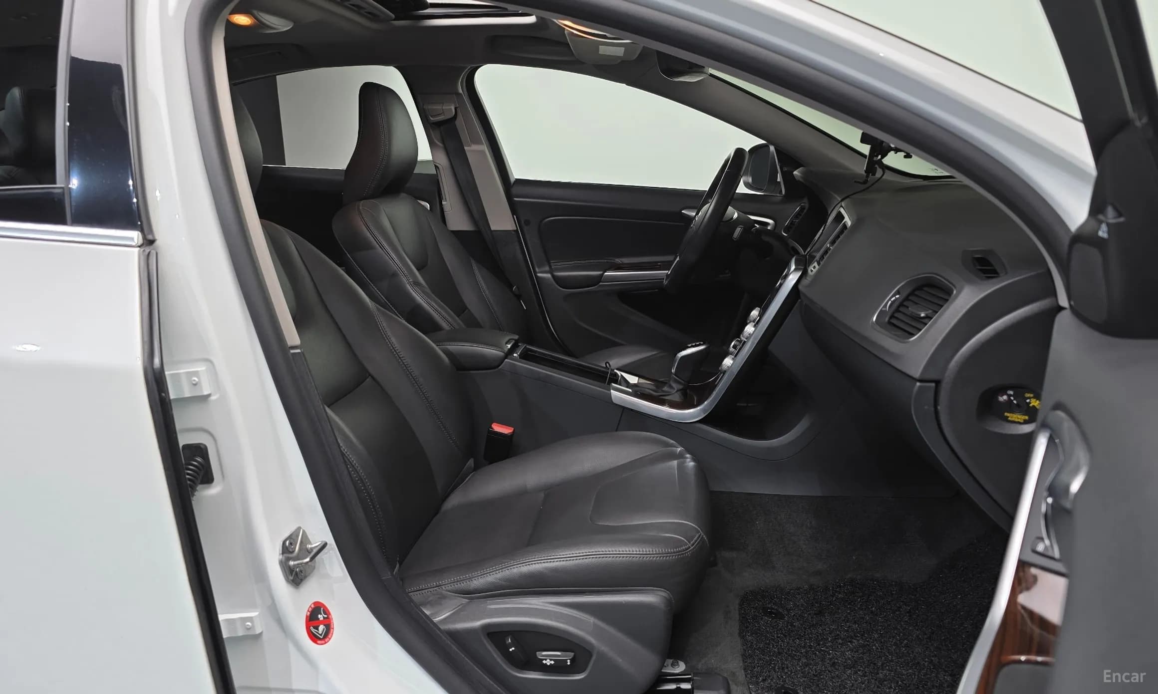 S60