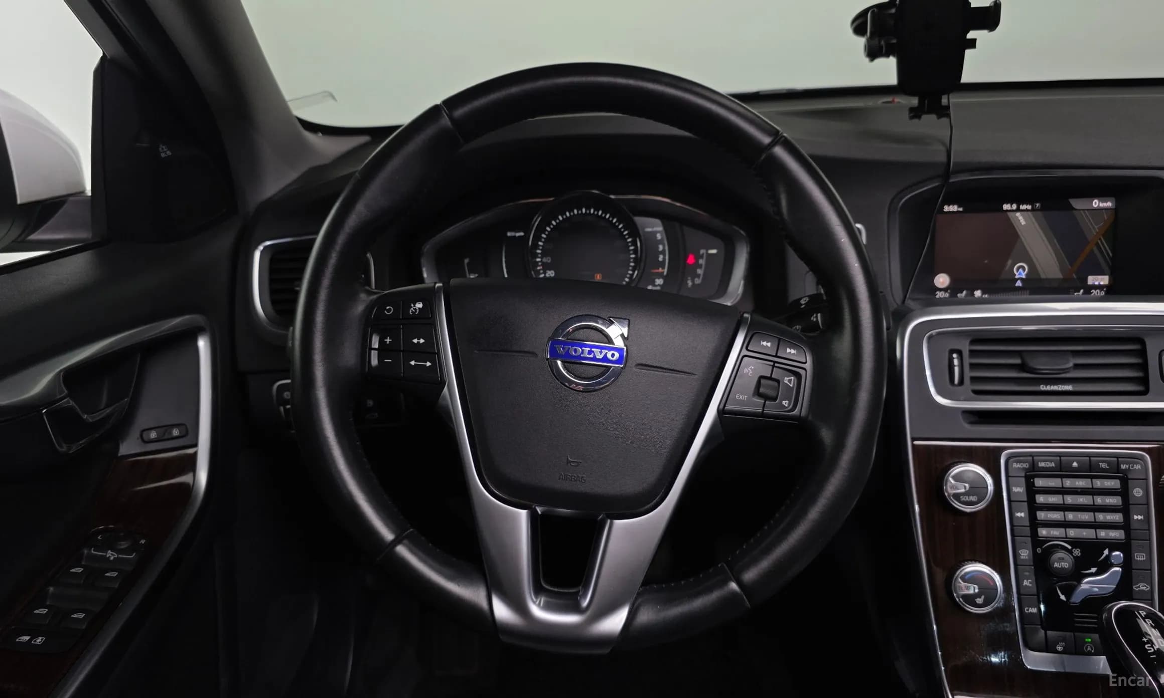 S60