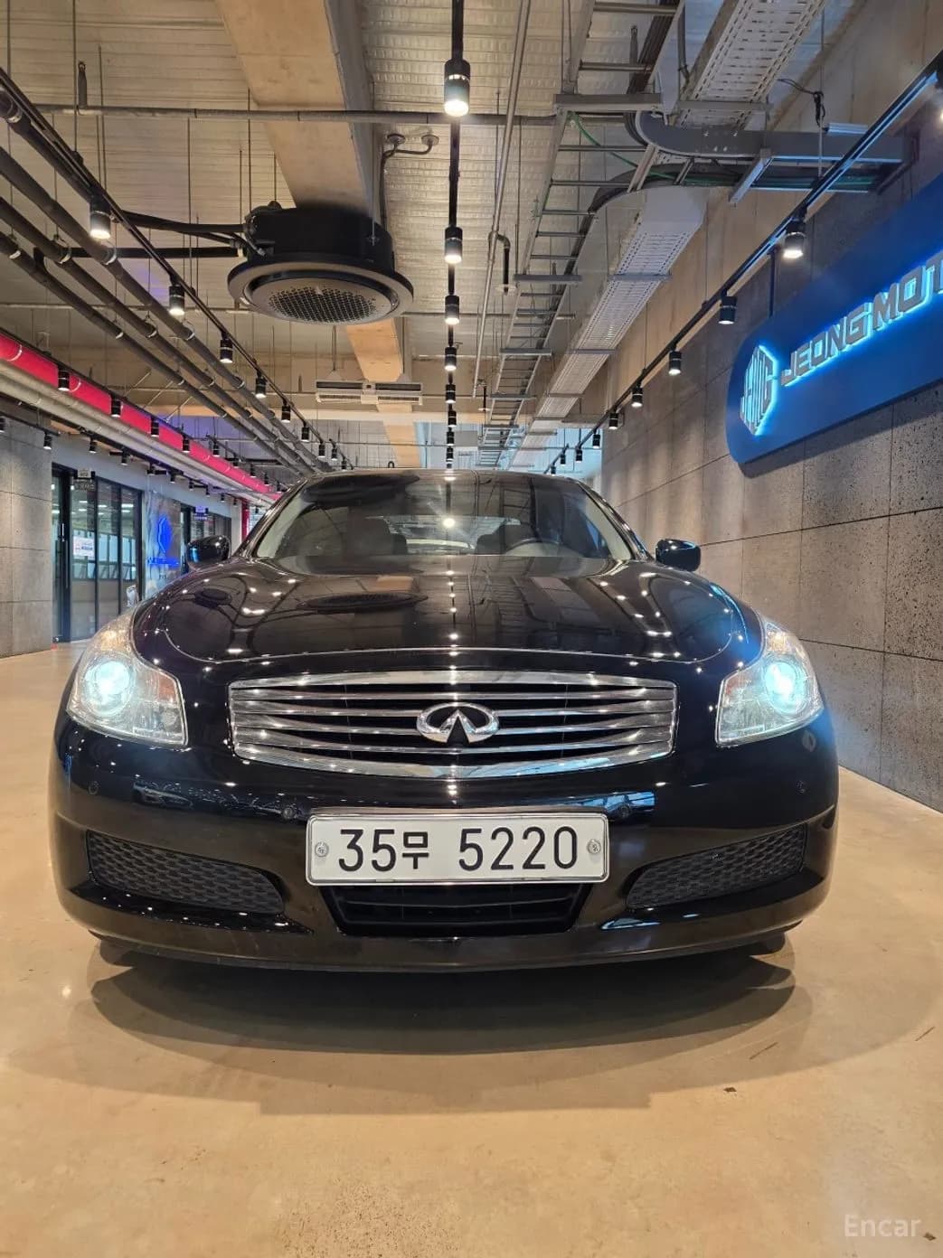 G37