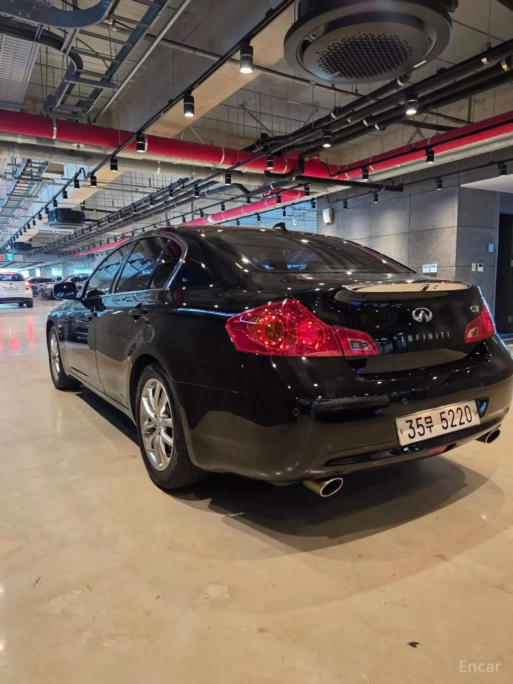G37