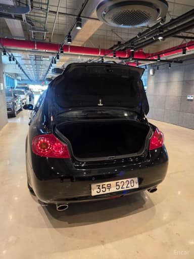 G37