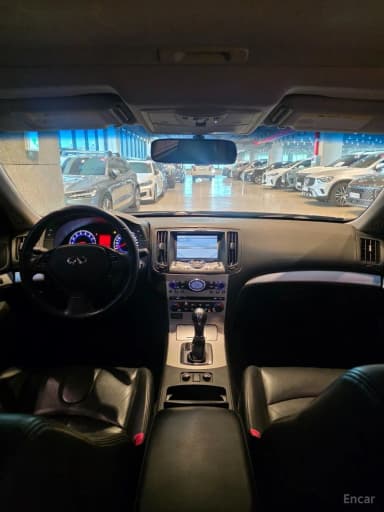 G37