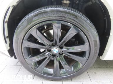 X5 (F15)