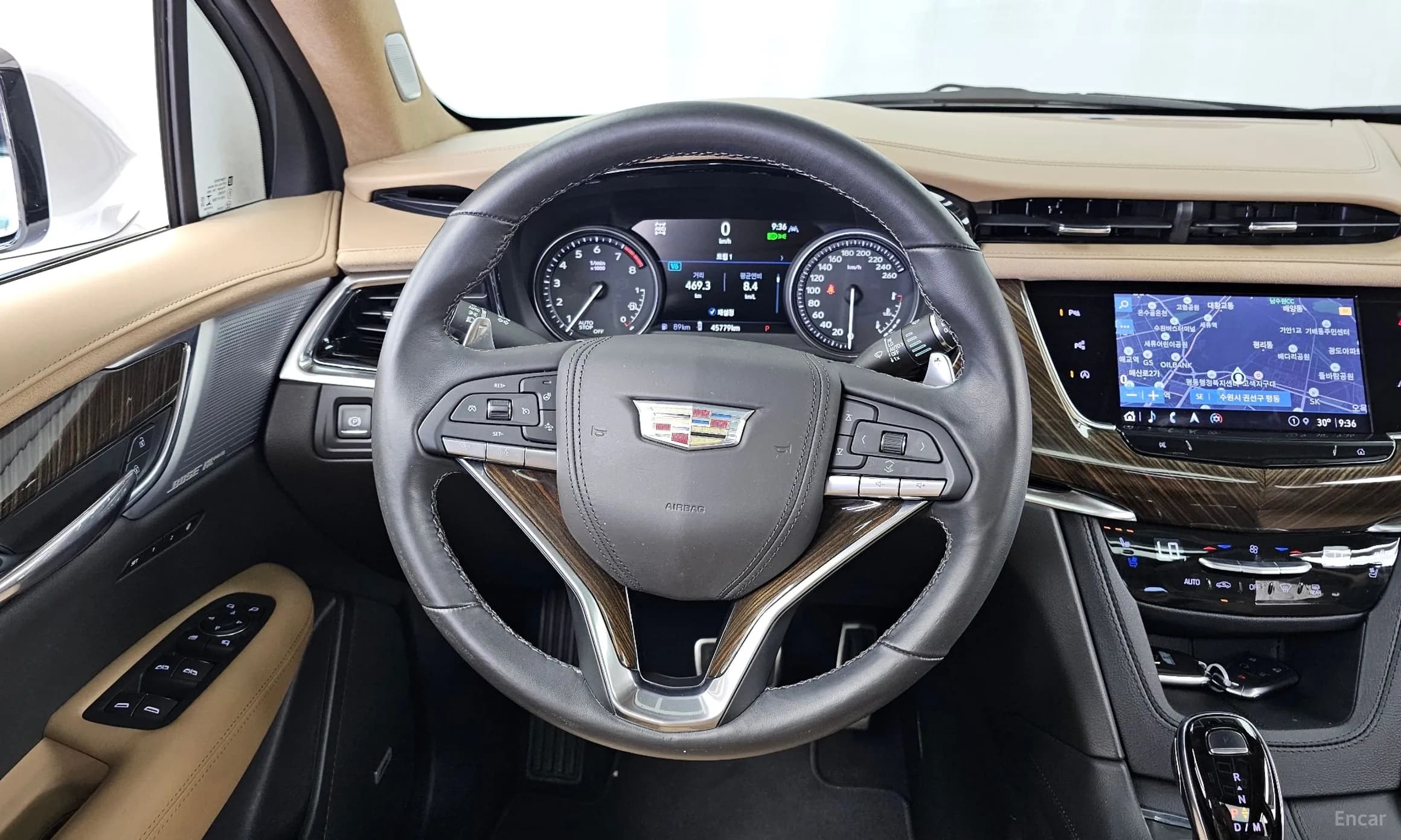XT6