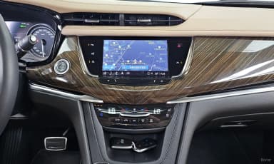 XT6