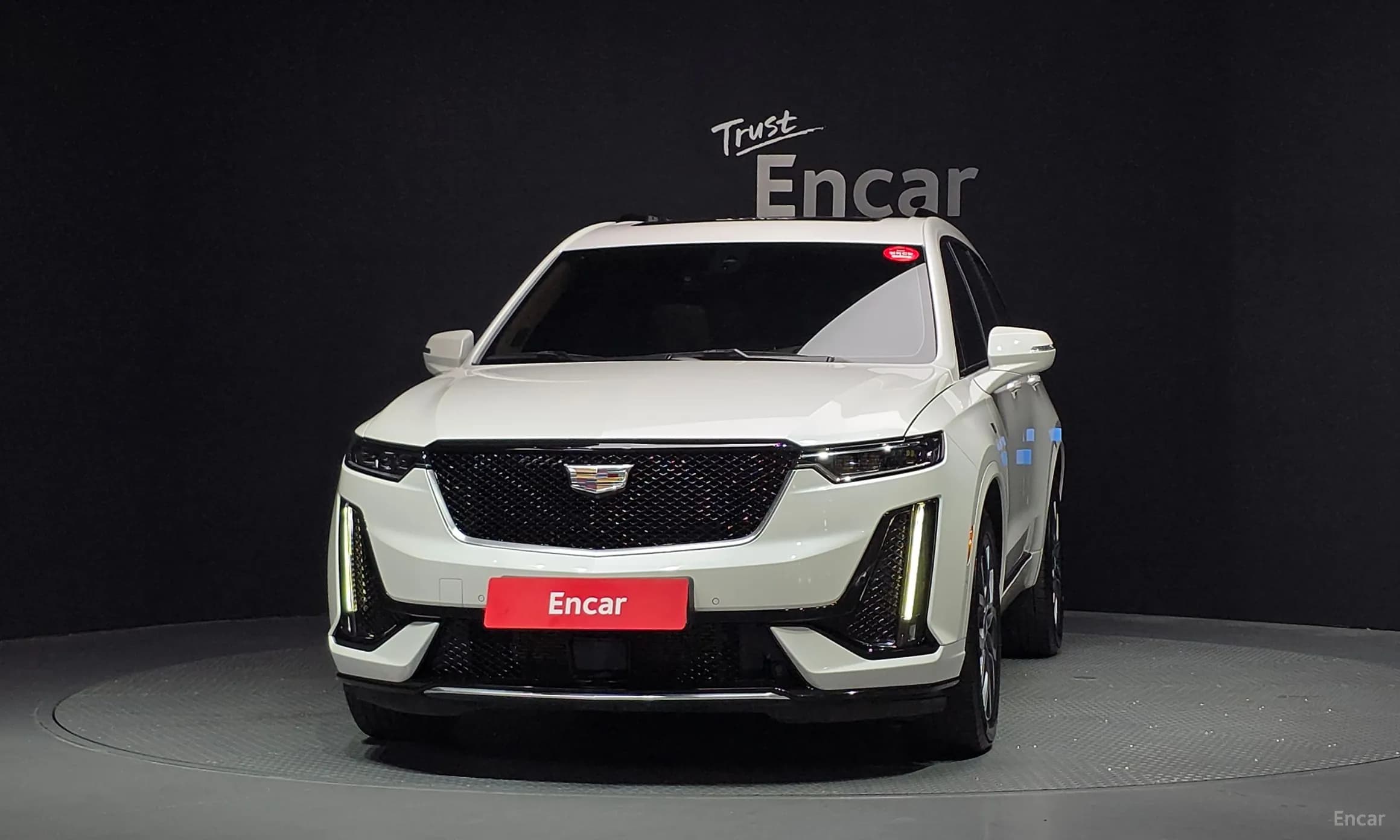 XT6
