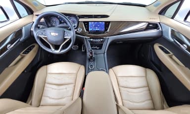 XT6