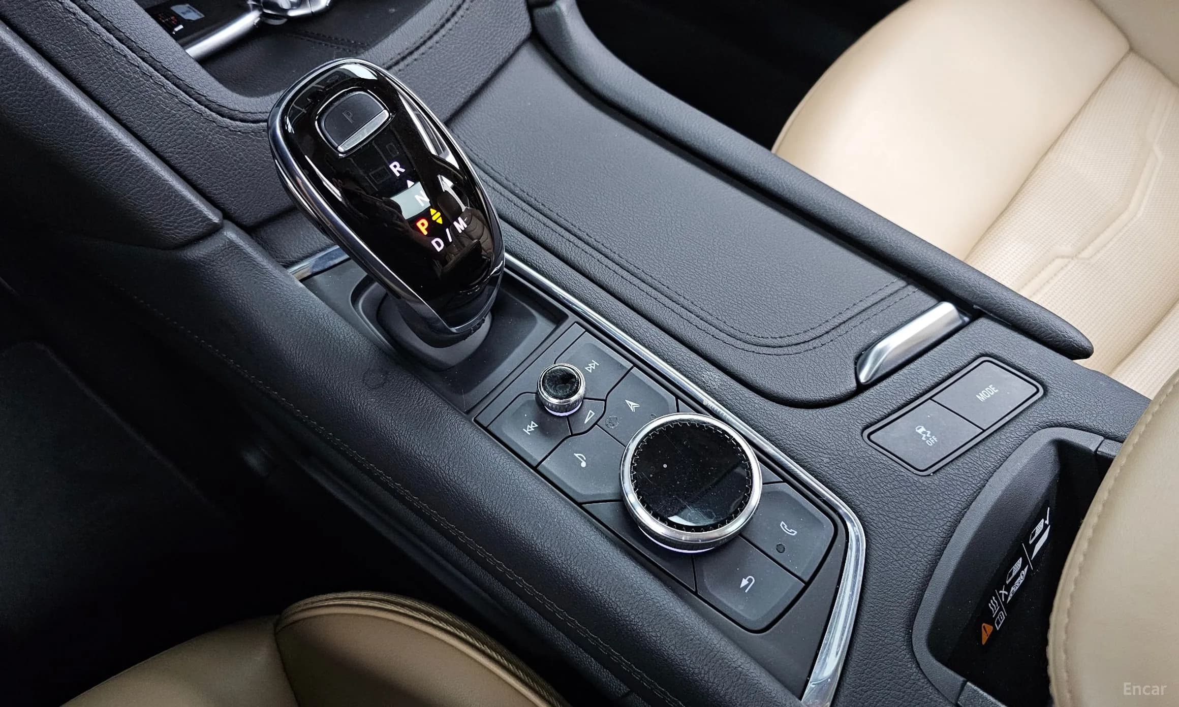 XT6