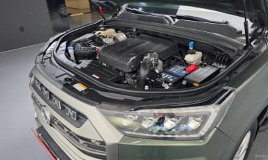 Rexton Sports Khan