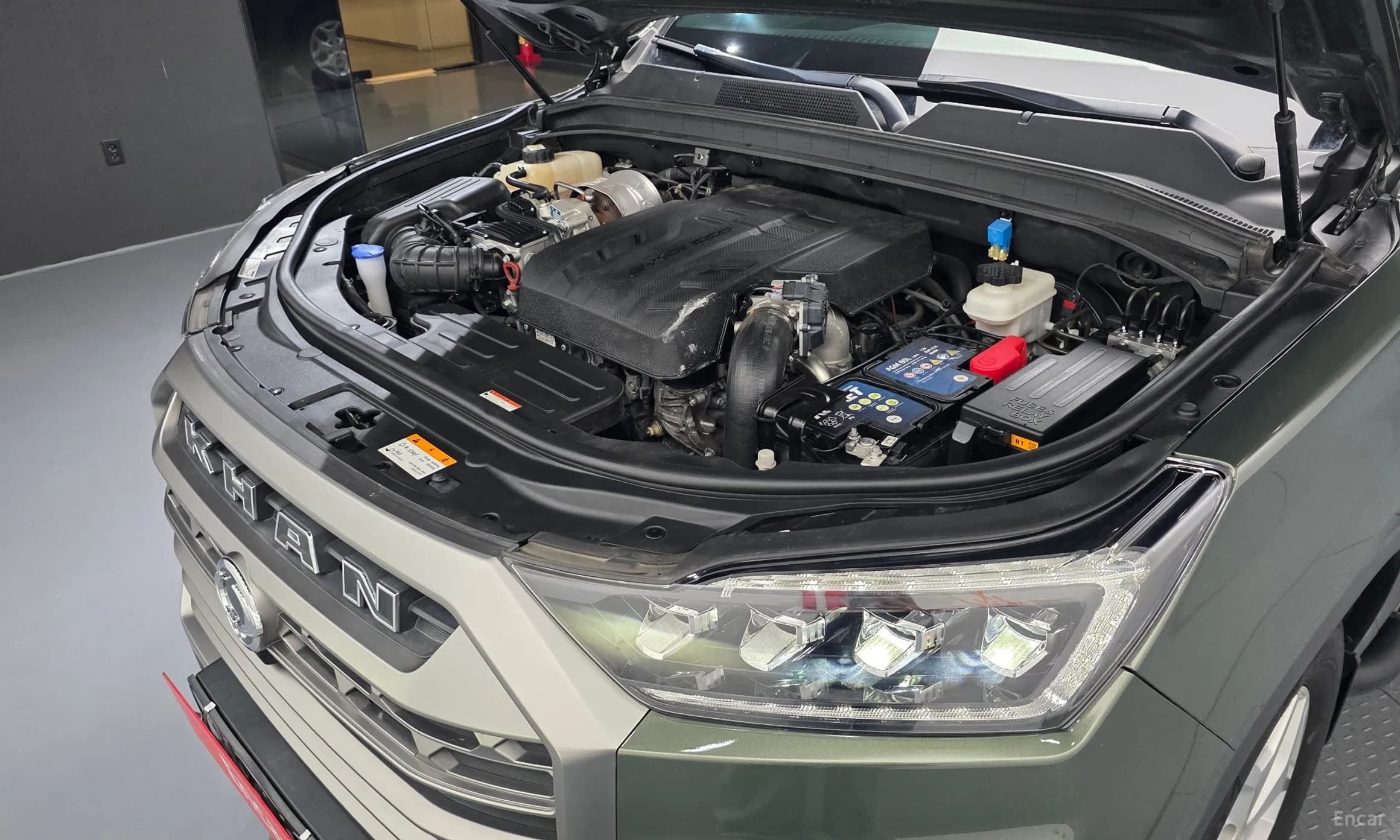Rexton Sports Khan