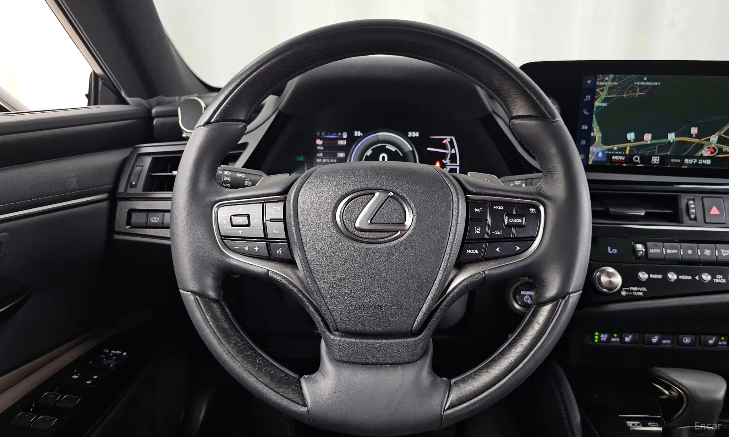 ES300h 7th Generation
