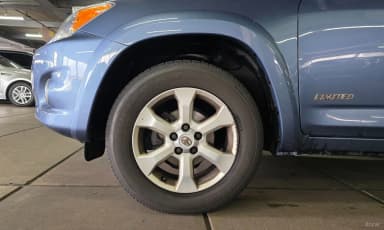RAV4