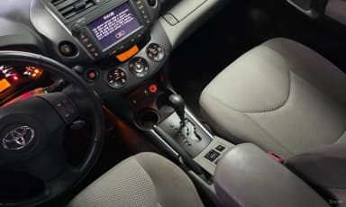 RAV4