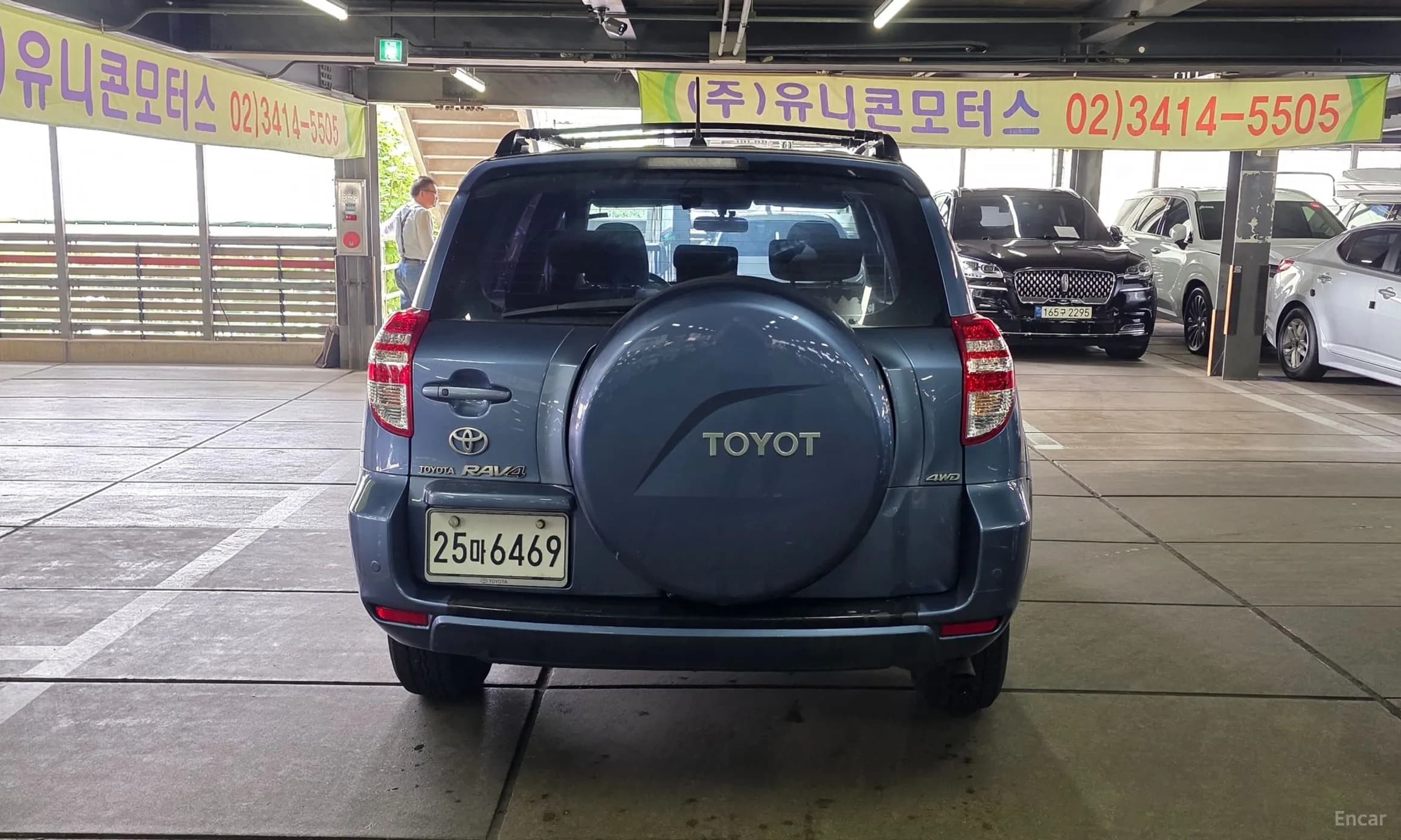 RAV4