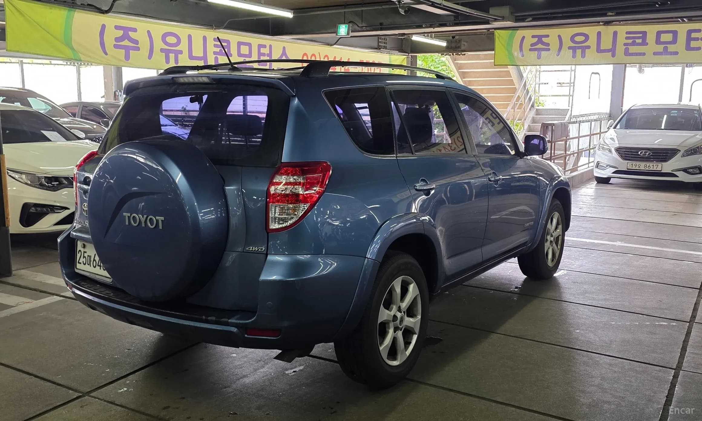 RAV4