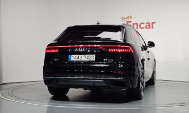 Q8 (4M)