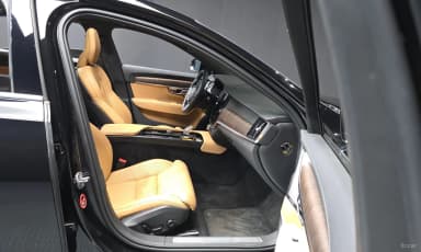 S90