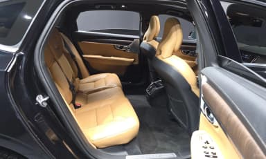 S90