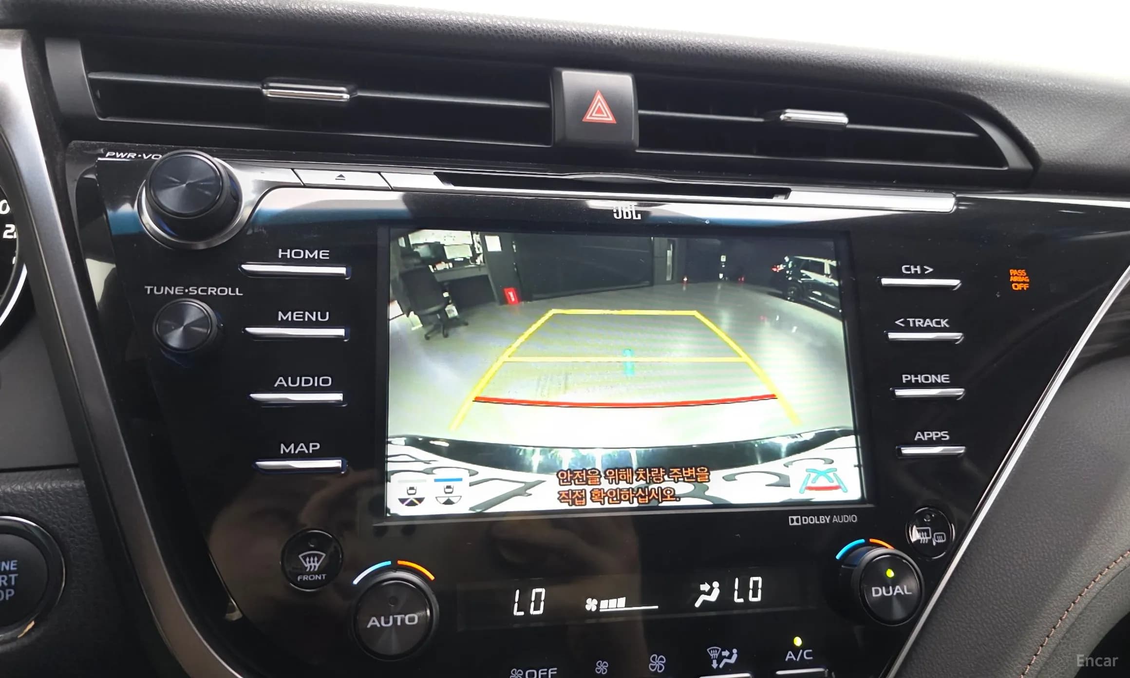 Camry (XV70)