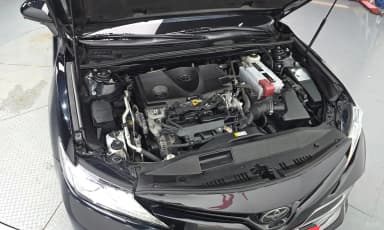 Camry (XV70)