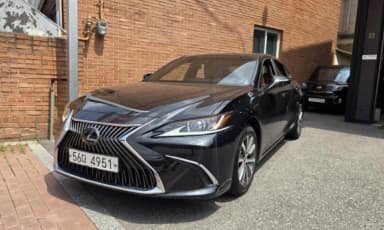 ES300h 7th Generation