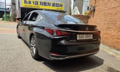 ES300h 7th Generation